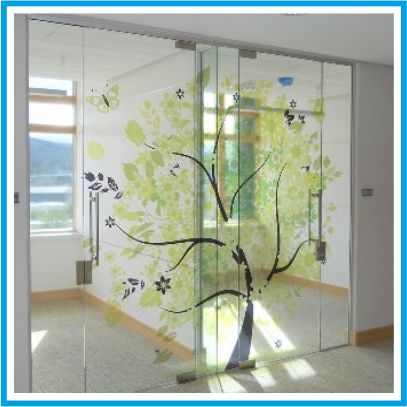 Εκτύπωση σε αυτοκόλλητο extra clear με gloss πλαστικοποίηση